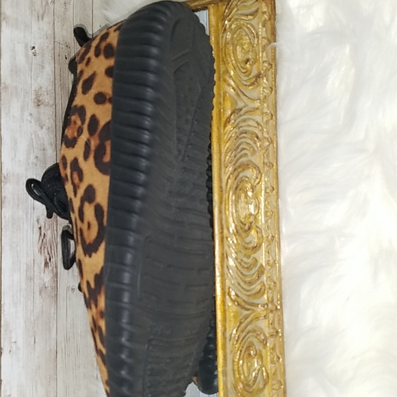 Forever, Leopard print sneaker, Sz 7 1/2 - Picture 5 of 6